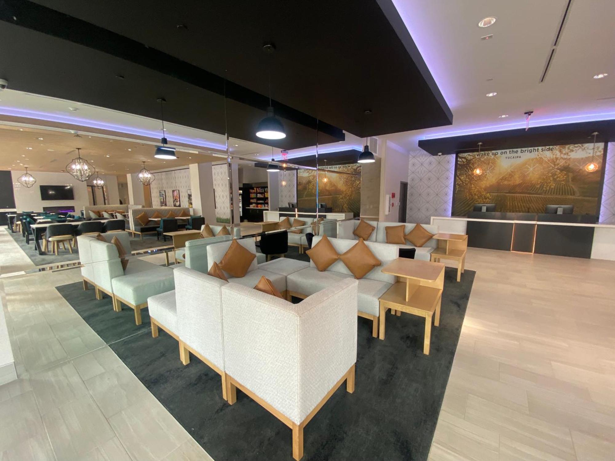 La Quinta Inn & Suites By Wyndham Yucaipa Exteriér fotografie