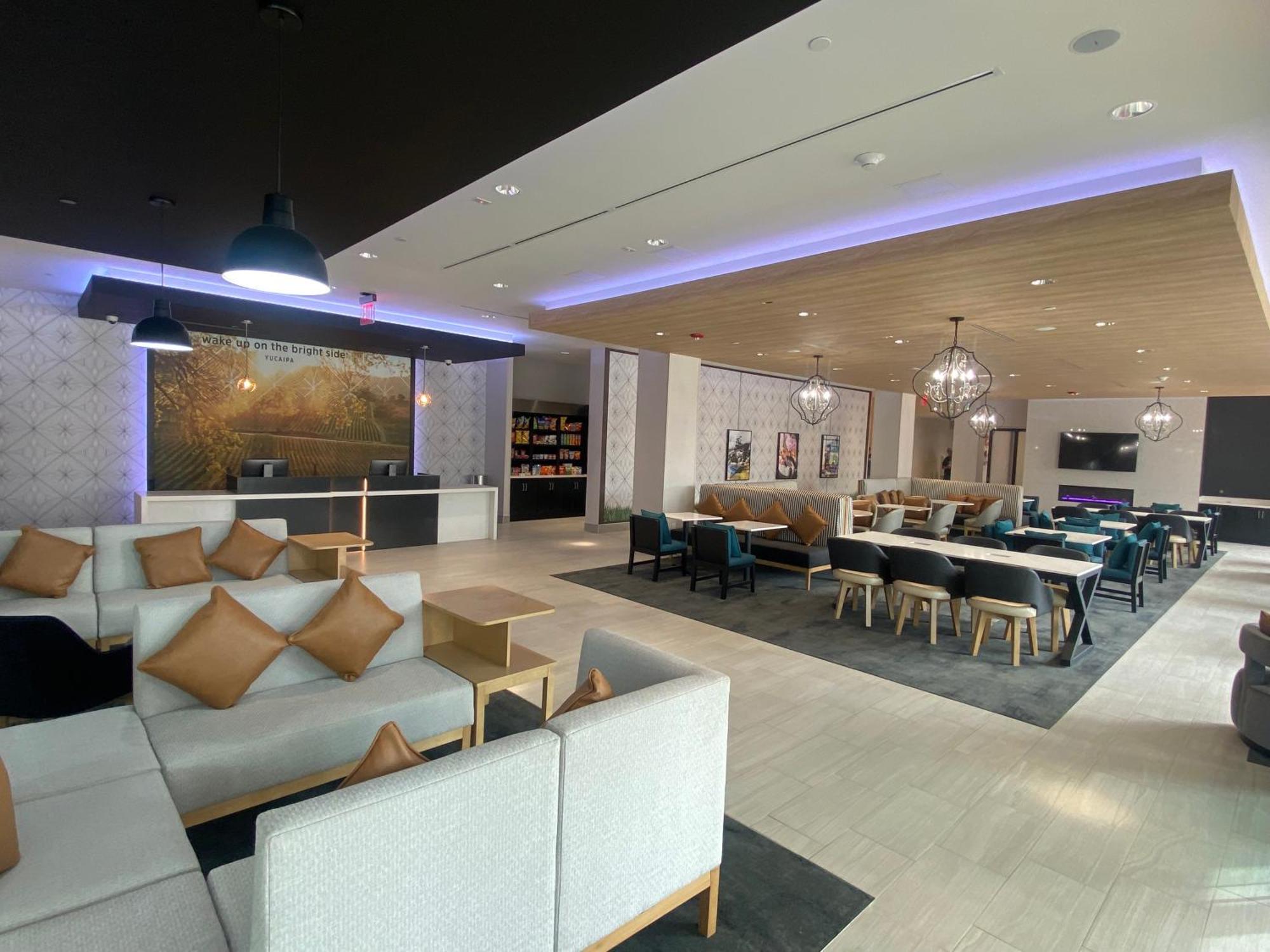 La Quinta Inn & Suites By Wyndham Yucaipa Exteriér fotografie